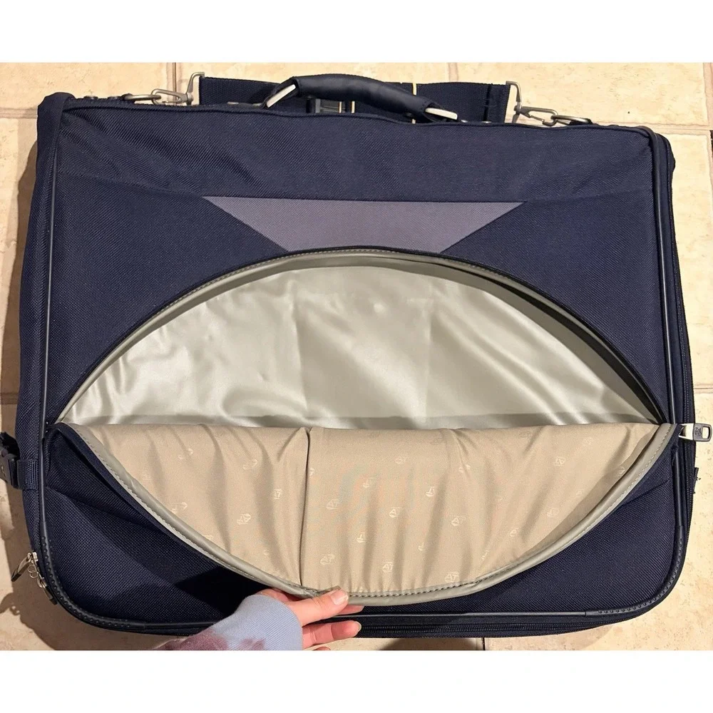 American Tourister Superset Garment Bag VTG - Navy Blue, Bi-Fold Extra Large‎